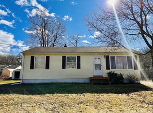 15 Roslin Avenue, Lewiston, ME 04240