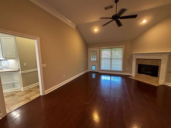 2nd image of 410 Abbey Woods