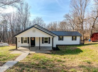 2801 Oak Grove Rd, Rocky Top, TN 37769