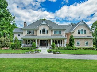 31 Bouton Rd, Lloyd Harbor, NY 11743