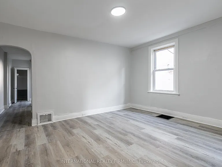 221 Hamilton Rd E #4 — Photo 7