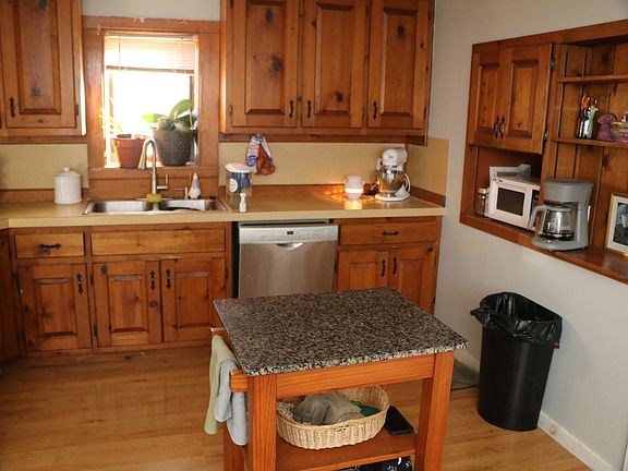 4th image of 2054 Elmer Dr NE