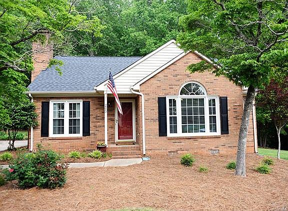 2nd image of 205 Keltic Meadows Dr