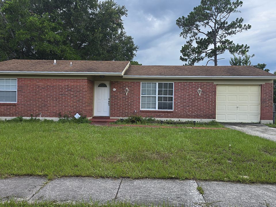 1st image of 2642 Kenwood Dr E