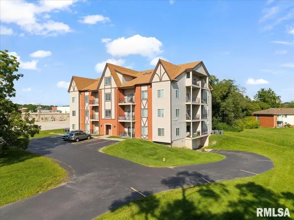 3415 Eastern Ave APT 102, Davenport, IA 52807