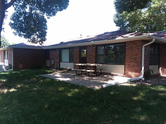 4th image of 4821 S 30th St #1