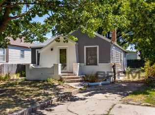 323 E 12th Ave, Hutchinson, KS 67501