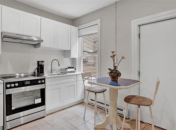 5th image of 330 N 7th St
