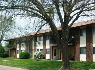 7579 Hazelcrest Dr APT H, Hazelwood, MO 63042