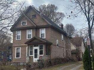 211 Parsells Ave, Rochester, NY 14609