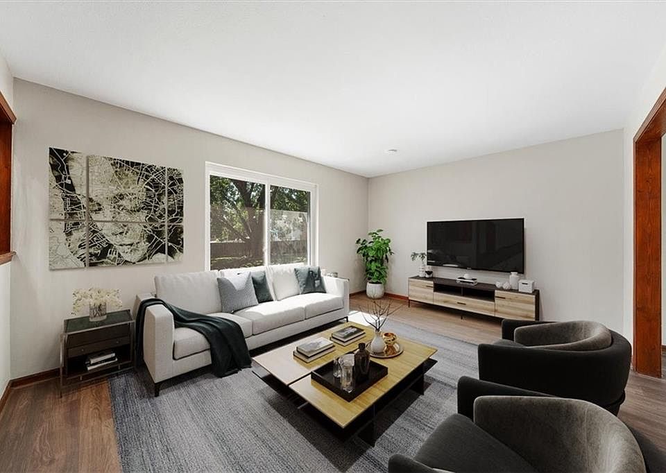 1st image of 2738 S 54th St
