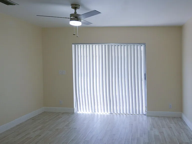 9861 Three Lakes Cir — Photo 5