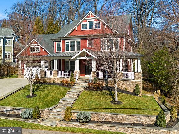 3rd image of 7602 Virginia Ln