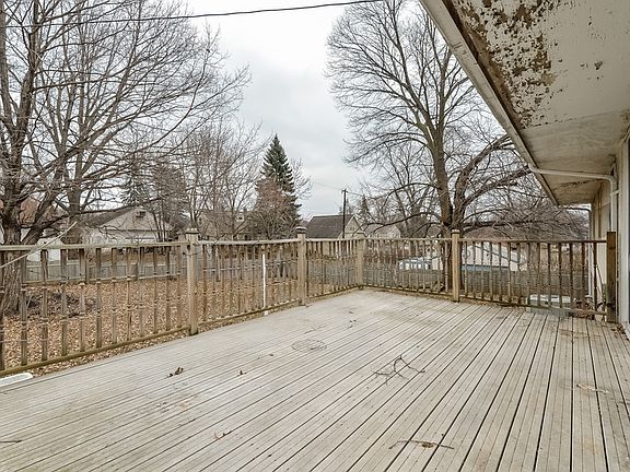 3rd image of 1950 Dieter St N