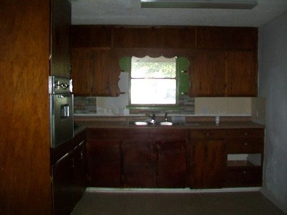2nd image of 420 N Saint Augustine Dr