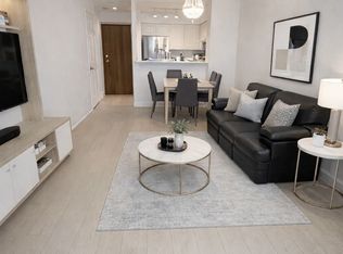 11 Lee Centre Dr #2002, Toronto, ON M1H 3J5