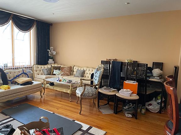 4th image of 1765 E 19th St APT 5B