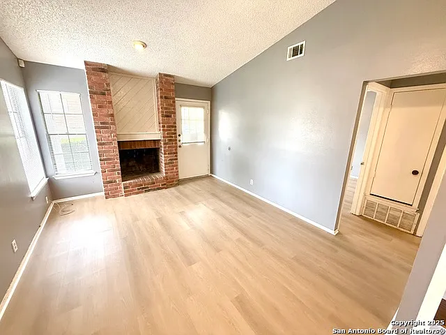 5310 Gawain Dr — Photo 5