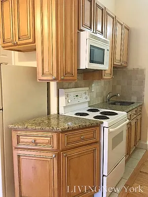 Rented by Living New York | media 8