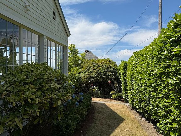 3rd image of 3725 SW 170th St