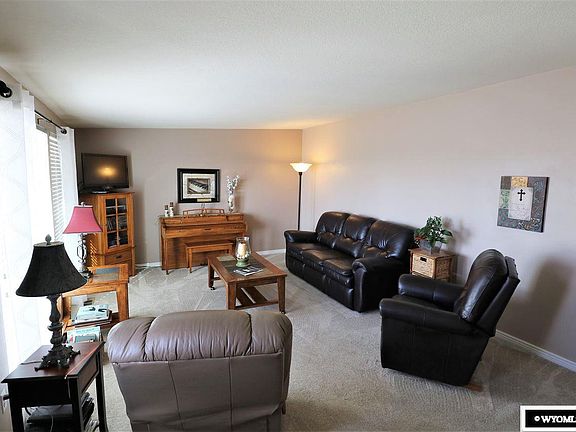 2nd image of 354 Gannett Dr