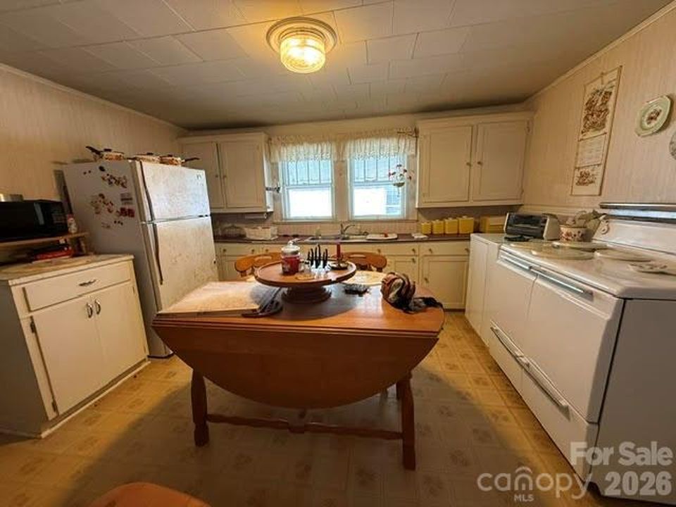 1622 W Park Ave, Albemarle, NC - View 3
