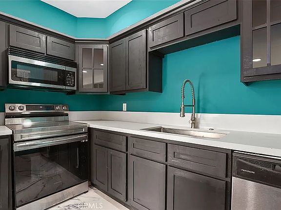 3rd image of 5652 Yolanda Ave APT 7