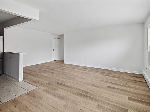 5th image of 4920 N Marine Dr #S410