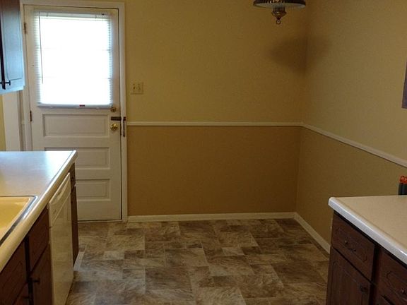 4th image of 619 N Tyrone Dr