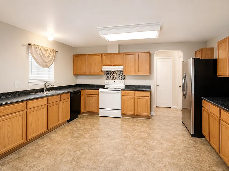 2806 Bandbury Oak — Photo 5