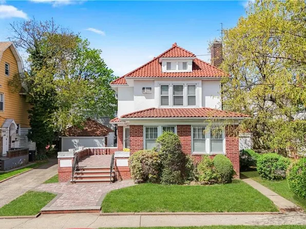 3098 Bedford Avenue HOUSE image 1 of 5