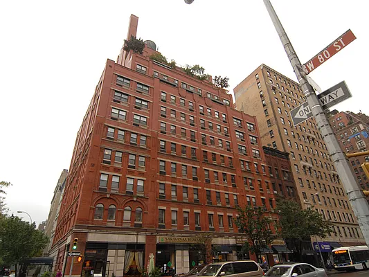 Sold by Sotheby's International Realty | media 9