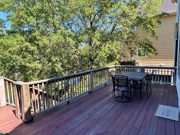 929 Misty Lake Dr — Photo 46