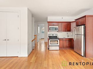 32 Meserole St #4, Brooklyn, NY 11206