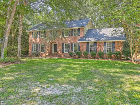 109 Squire Ct, Summerville, SC 29485