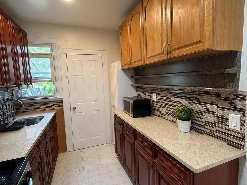 217th St