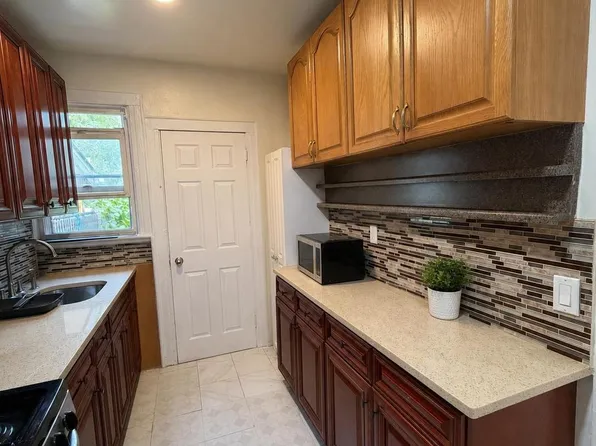 (undisclosed Address), Queens Village, NY 11428