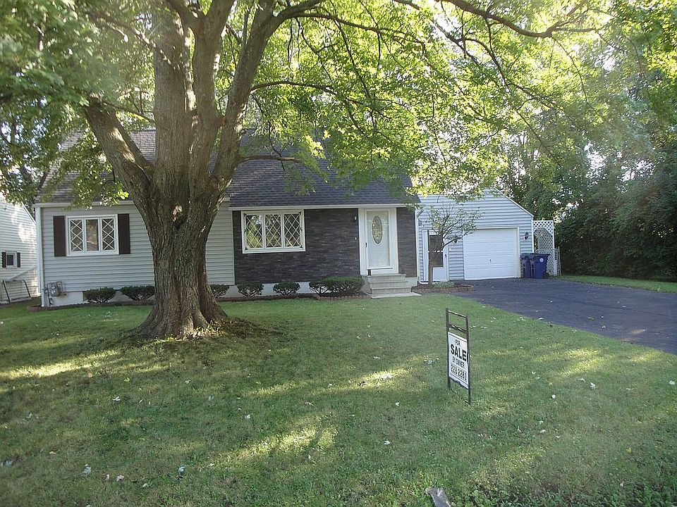 Realtors Welcome to Show
