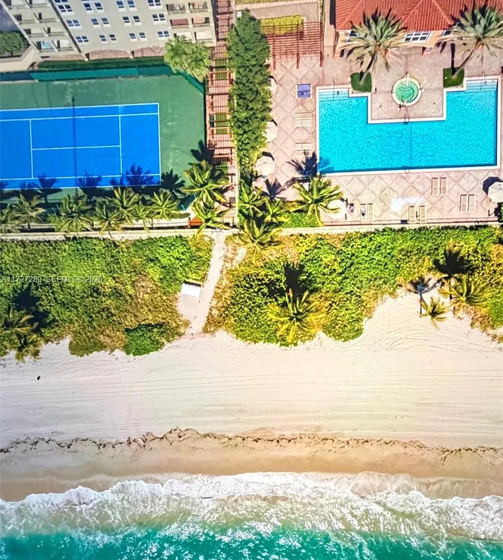 2080 Ocean Drive Condo — Photo 3