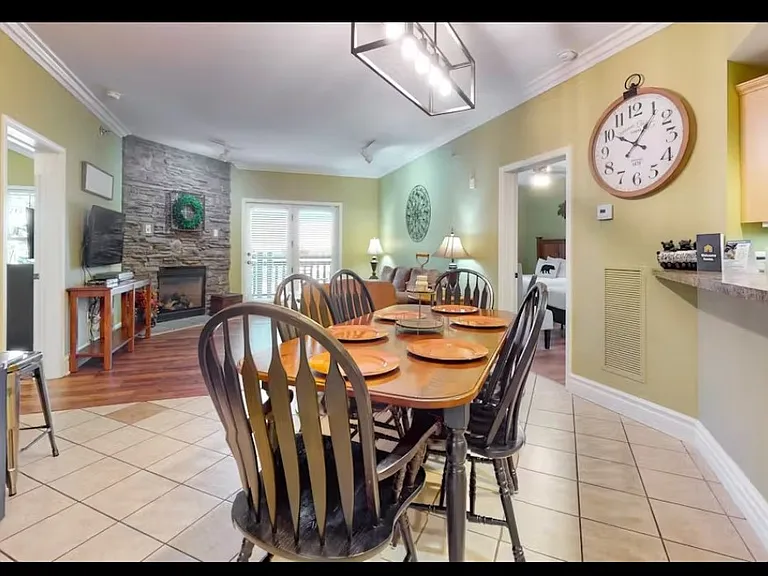 215 Woliss Ln #103 — Photo 24