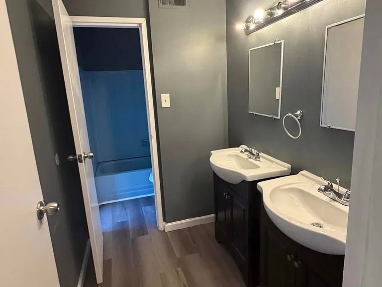 2428 Arbor Ct #2428 — Photo 7