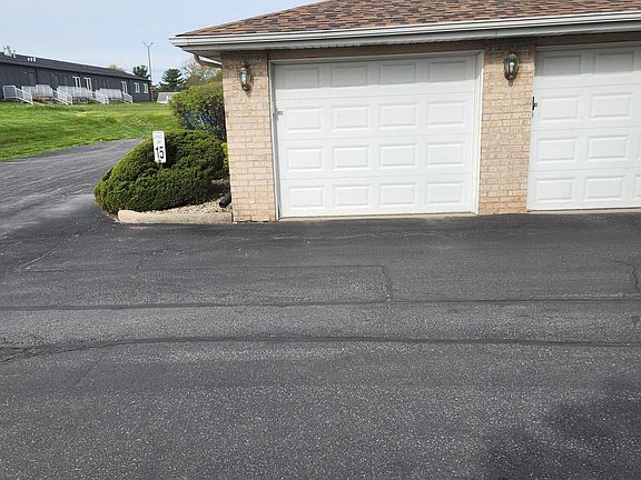 3rd image of 2039 W 75th Pl Unit 36