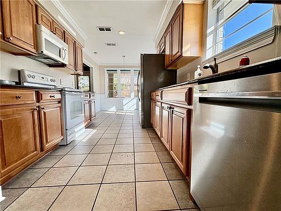 5th image of 4829 Alphonse Dr
