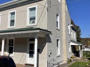 316 W Market St, Orwigsburg, PA 17961