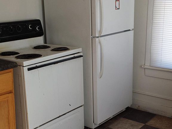 4th image of 1114 4th St S