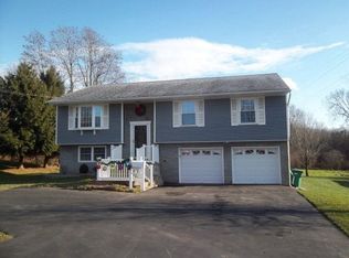 8 Beaton Dr, Deerfield, NY 13502