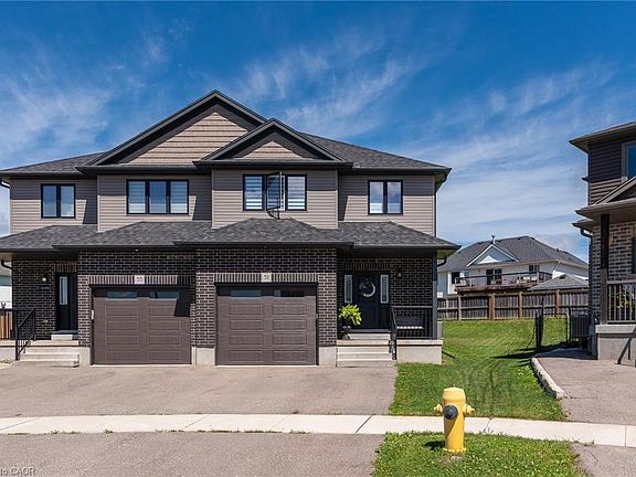 2nd image of 51 Crab Apple Ct