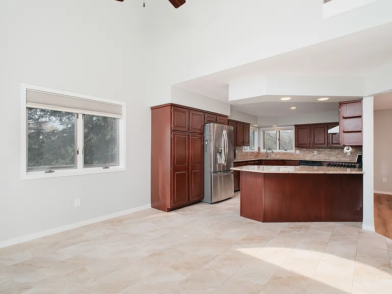 1083 N Livernois Rd — Photo 22