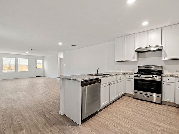 5th image of 4227 Revetment Way