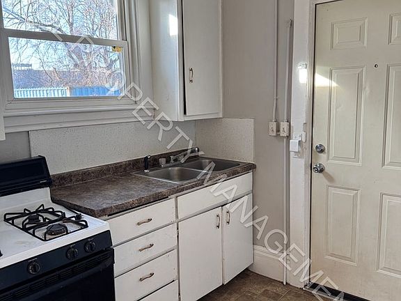 5th image of 613 Cleveland St